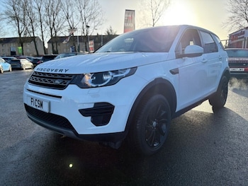 Used Land Rover Discovery Sport 2017 for sale - 76203202: Photo