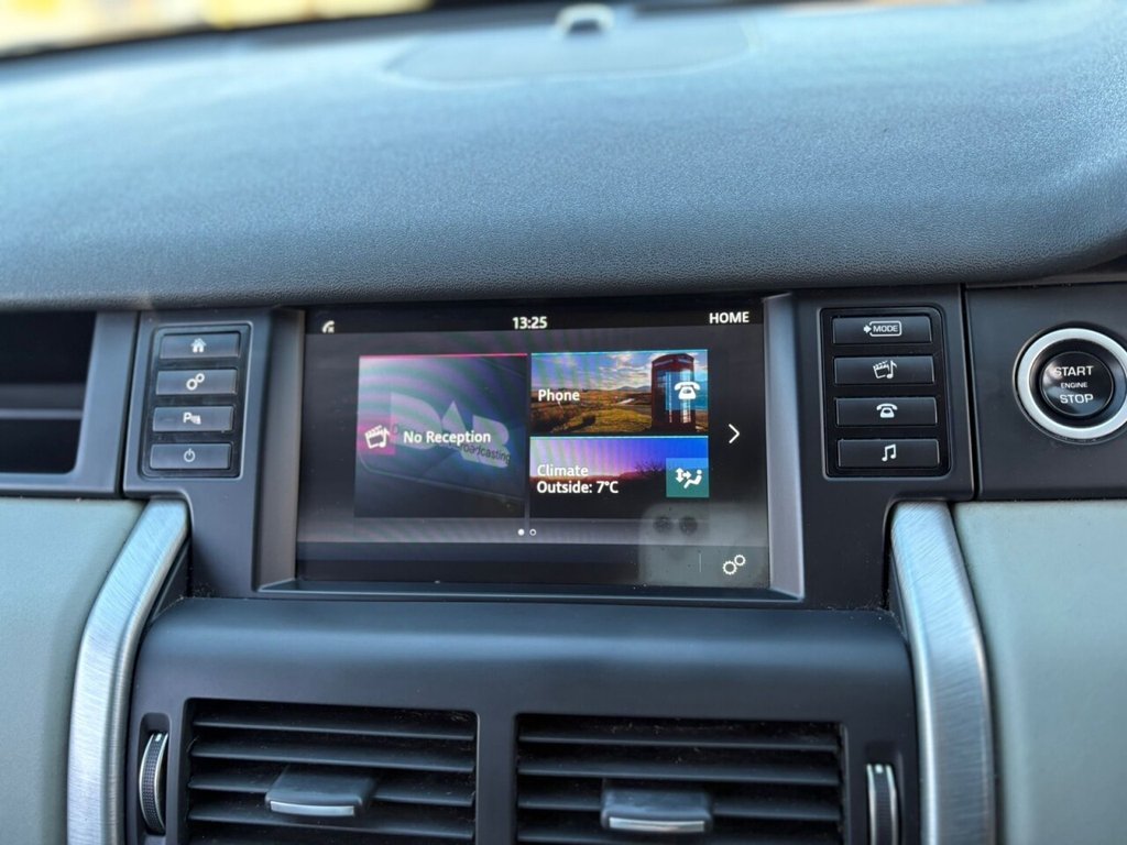 Used Land Rover Discovery Sport 2017 for sale - 76203202: Photo 31