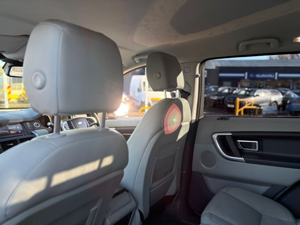 Used Land Rover Discovery Sport 2017 for sale - 76203202: Photo 45