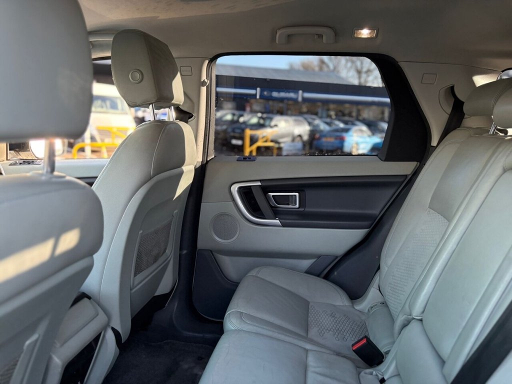 Used Land Rover Discovery Sport 2017 for sale - 76203202: Photo 46