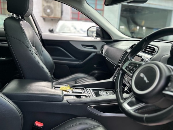 Used Jaguar F-Pace 2018 for sale - 74125846: Photo 20