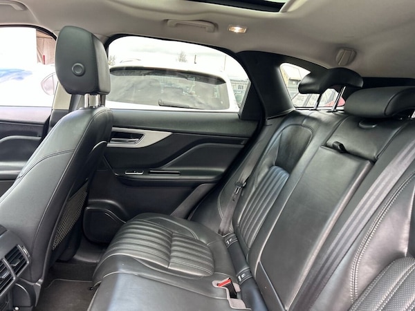 Used Jaguar F-Pace 2018 for sale - 74125846: Photo 24