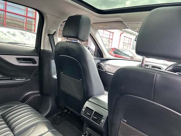 Used Jaguar F-Pace 2018 for sale - 74125846: Photo 26