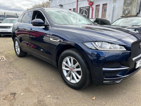 Used Jaguar F-Pace 2018 for sale - 74125846: Photo 2