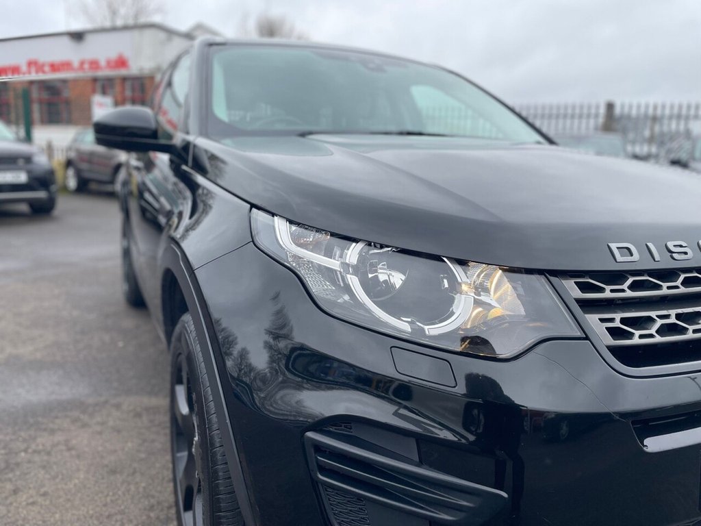 Used Land Rover Discovery Sport 2018 for sale - 77667275: Photo 3