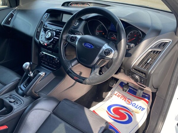Used Ford Focus 2013 for sale - 70769786: Photo 22
