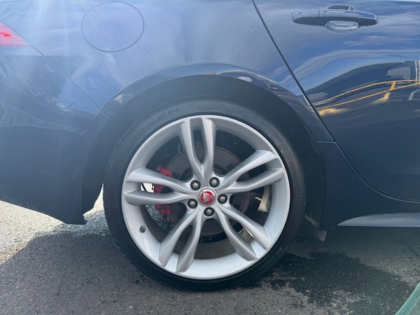 Used Jaguar XF 2016 for sale - 72323411: Photo 14