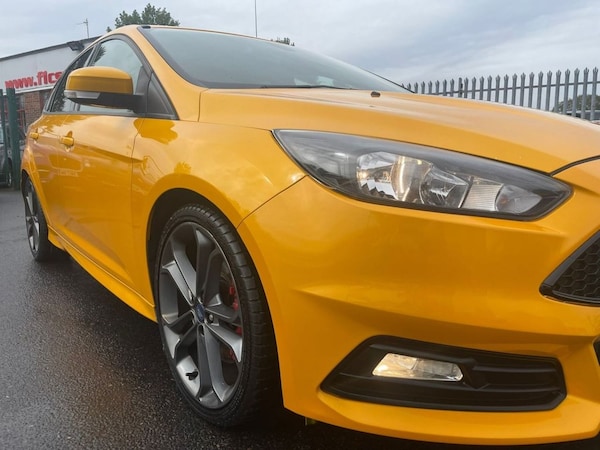 Used Ford Focus 2015 for sale - 63775520: Photo 9