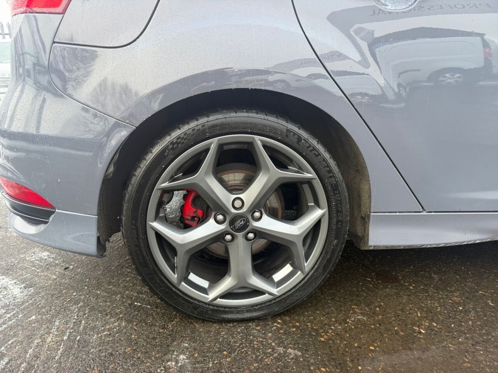 Used Ford Focus 2017 for sale - 76973538: Photo 13