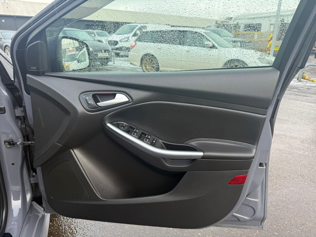 Used Ford Focus 2017 for sale - 76973538: Photo 14