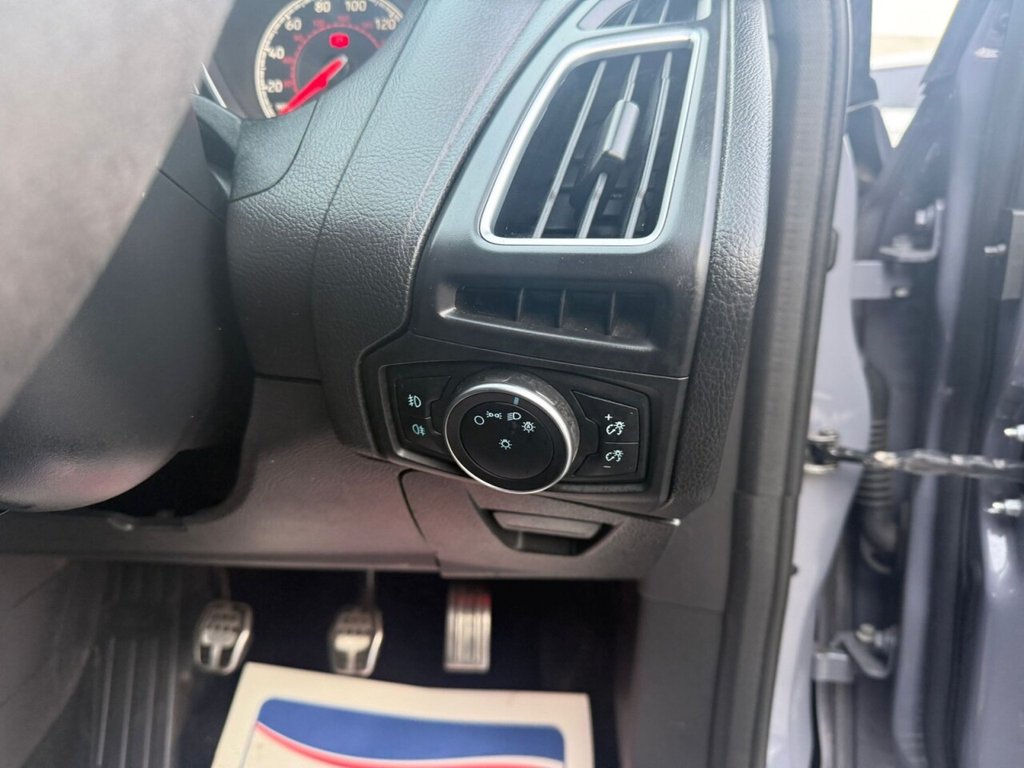 Used Ford Focus 2017 for sale - 76973538: Photo 24