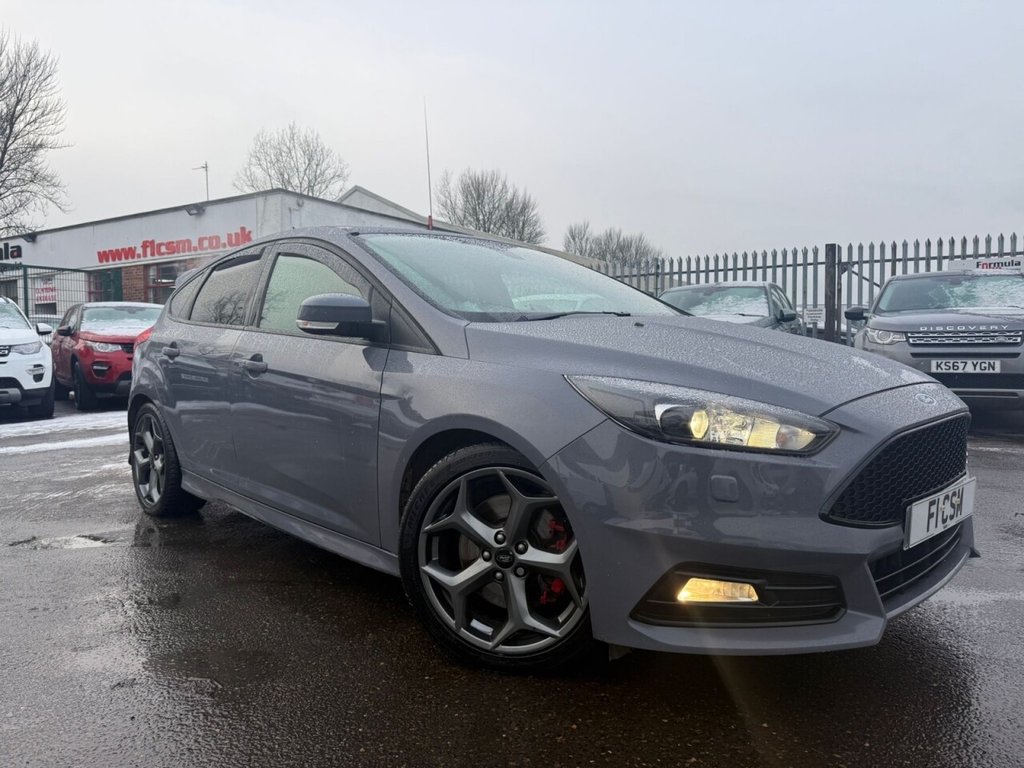 Used Ford Focus 2017 for sale - 76973538: Photo 4