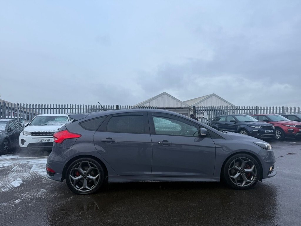 Used Ford Focus 2017 for sale - 76973538: Photo 6