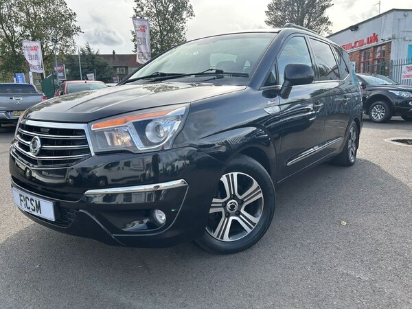 Used Ssangyong Turismo 2015 for sale - 68607309: Photo 1