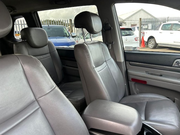 Used Ssangyong Turismo 2015 for sale - 68607309: Photo 26