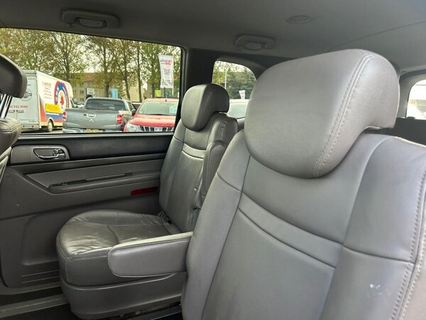 Used Ssangyong Turismo 2015 for sale - 68607309: Photo 31