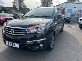 Used Ssangyong Rodius 2015 for sale - 68607309: Photo