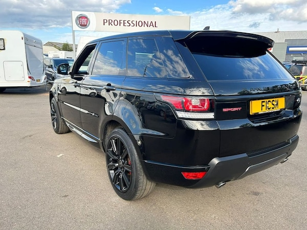 Used Land Rover Range Rover Sport 2015 for sale - 68296173: Photo 5