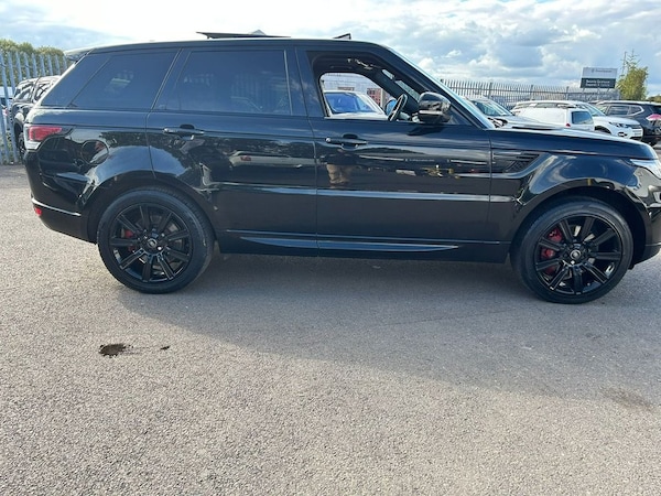Used Land Rover Range Rover Sport 2015 for sale - 68296173: Photo 9