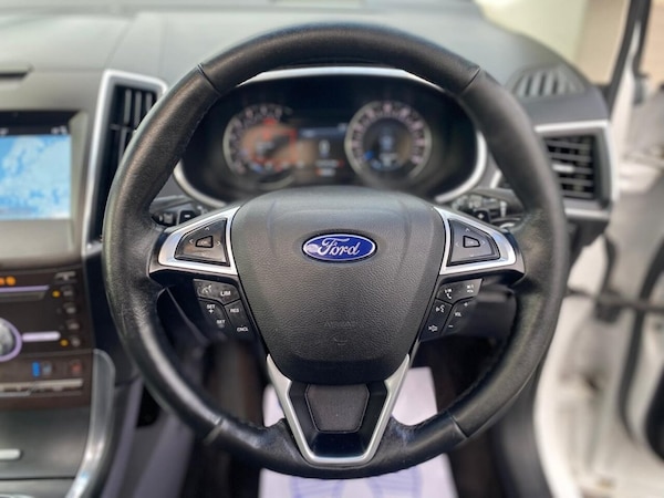 Used Ford Edge 2017 for sale - 74930638: Photo 32