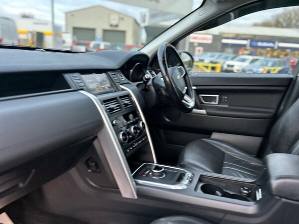 Used Land Rover Discovery Sport 2018 for sale - 74002475: Photo 29