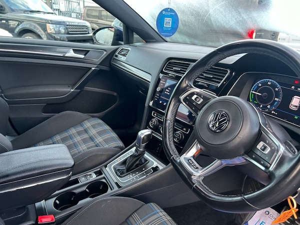Used Volkswagen Golf 2018 for sale - 69726531: Photo 16