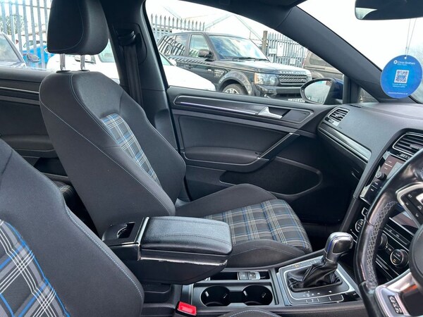Used Volkswagen Golf 2018 for sale - 69726531: Photo 17