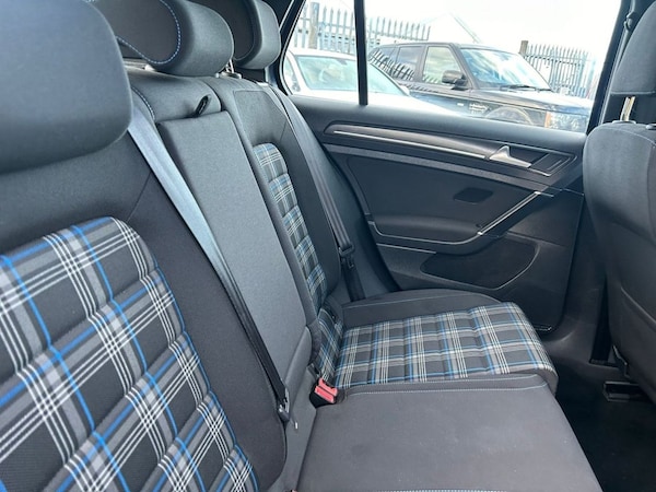 Used Volkswagen Golf 2018 for sale - 69726531: Photo 20