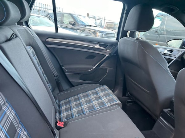 Used Volkswagen Golf 2018 for sale - 69726531: Photo 21