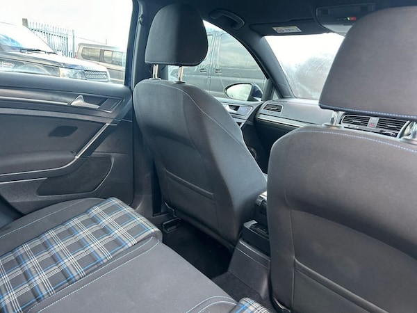 Used Volkswagen Golf 2018 for sale - 69726531: Photo 22