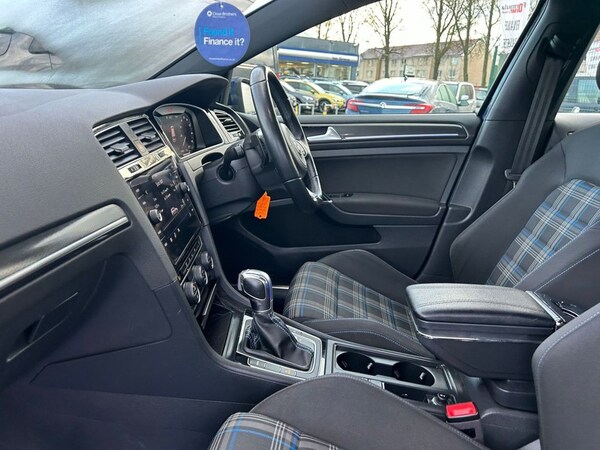 Used Volkswagen Golf 2018 for sale - 69726531: Photo 29