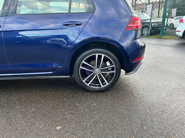 Used Volkswagen Golf 2018 for sale - 69726531: Photo 5