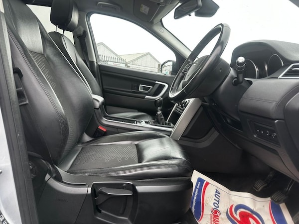 Used Land Rover Discovery Sport 2017 for sale - 67152734: Photo 15