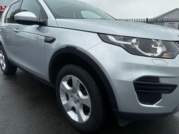 Used Land Rover Discovery Sport 2017 for sale - 67152734: Photo 8