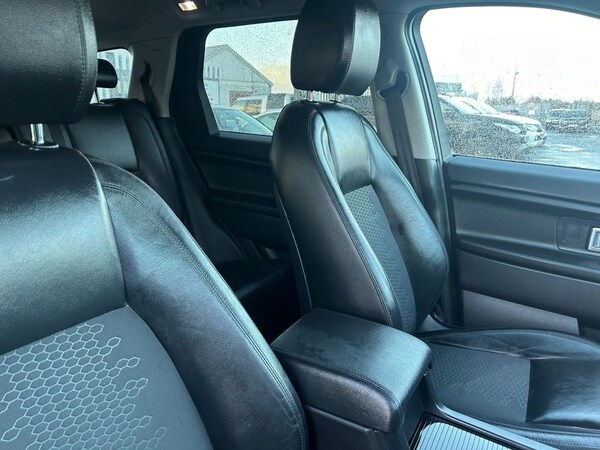 Used Land Rover Discovery Sport 2016 for sale - 69624317: Photo 21