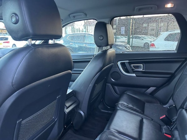 Used Land Rover Discovery Sport 2016 for sale - 69624317: Photo 25