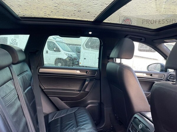 Used Volkswagen Touareg 2014 for sale - 65560654: Photo 25