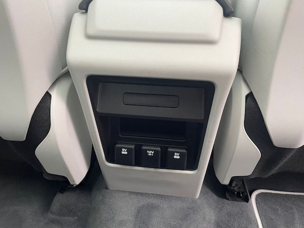 Used Land Rover Discovery Sport 2015 for sale - 65891339: Photo 34