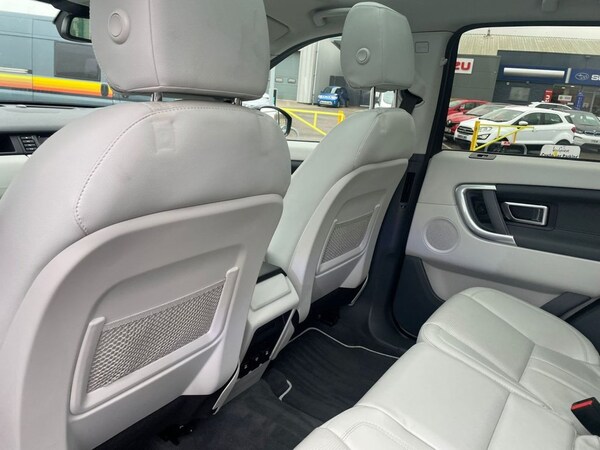 Used Land Rover Discovery Sport 2015 for sale - 65891339: Photo 35