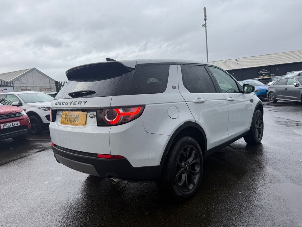 Used Land Rover Discovery Sport 2019 for sale - 76454332: Photo 3