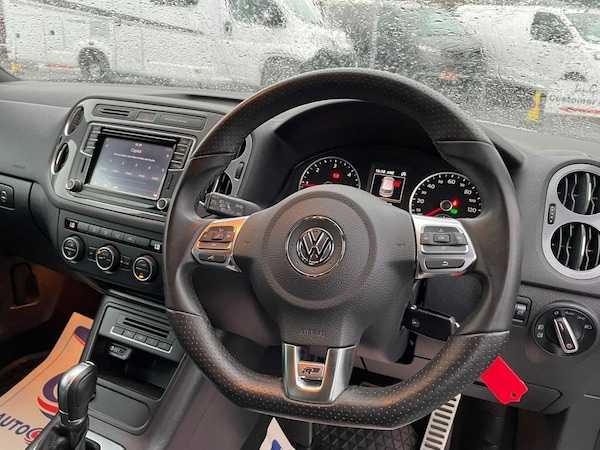 Used Volkswagen Tiguan 2015 for sale - 64434743: Photo 15