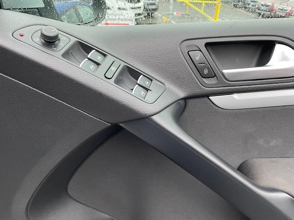Used Volkswagen Tiguan 2015 for sale - 64434743: Photo 16