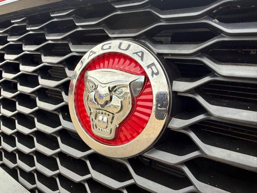 Used Jaguar E-Pace 2019 for sale - 76132632: Photo 17