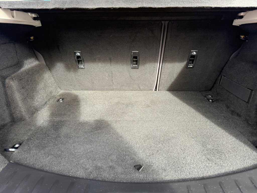 Used Jaguar E-Pace 2019 for sale - 76132632: Photo 39