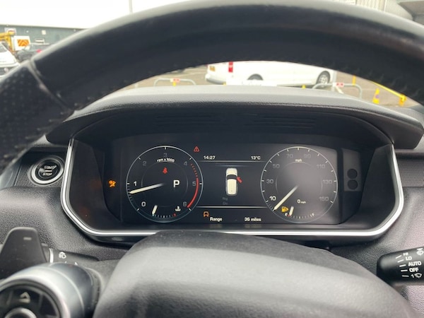 Used Land Rover Range Rover Sport 2015 for sale - 66755554: Photo 15