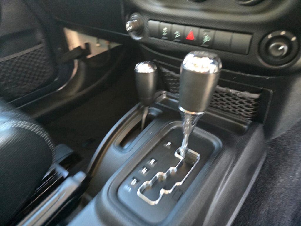 Used Jeep Wrangler 2012 for sale - 76256661: Photo 31