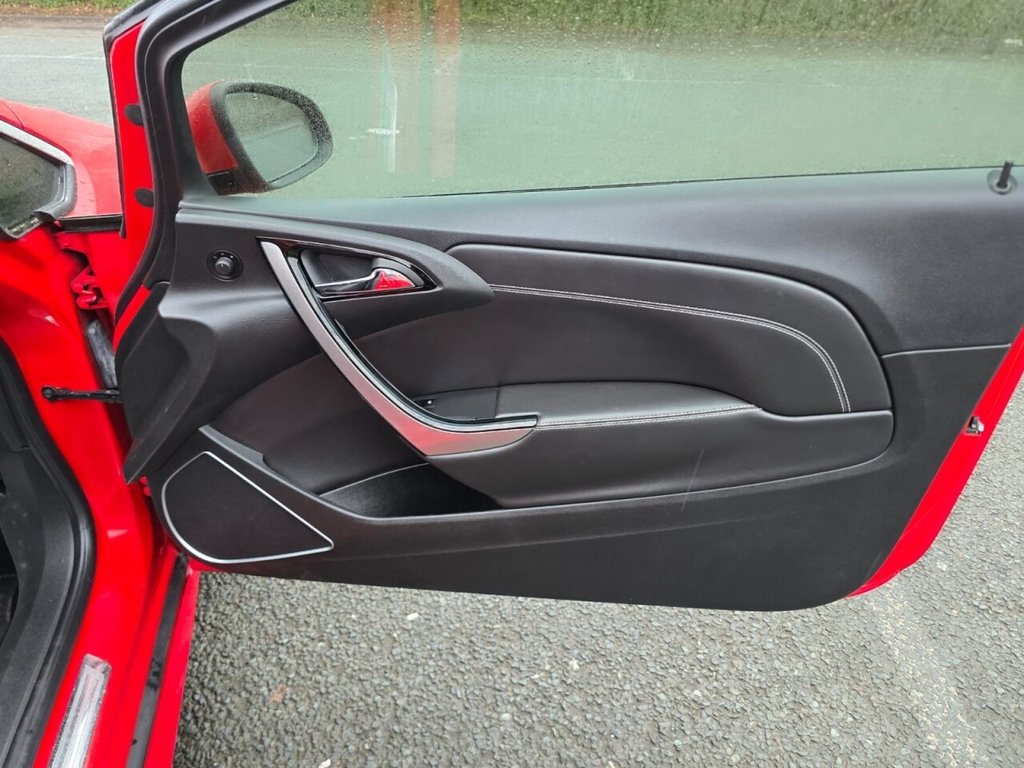 Used Vauxhall Astra GTC 2013 for sale - 77547332: Photo 17