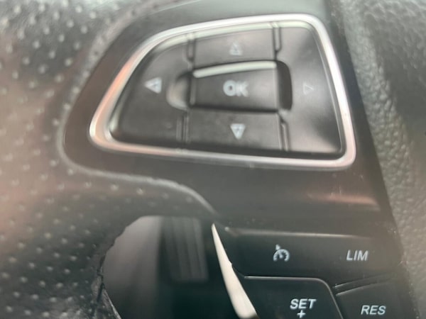 Used Ford Focus 2017 for sale - 76203158: Photo 19