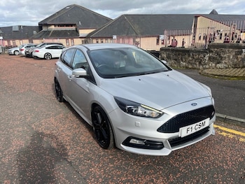 Used Ford Focus 2017 for sale - 76203158: Photo 2