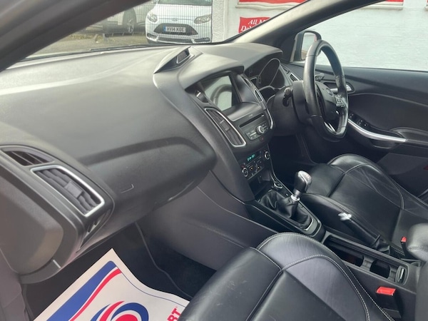 Used Ford Focus 2017 for sale - 76203158: Photo 9